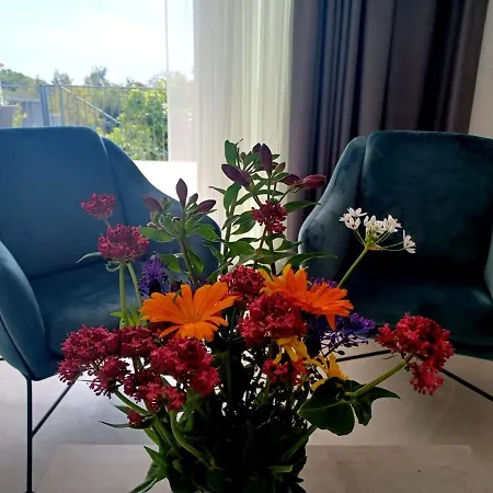 Seafront Villa Sentada Near Trogir, Private Pool, Bbq, Private Parking *