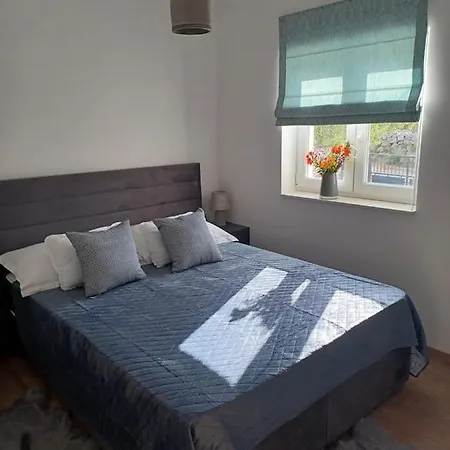 Villa Seafront Villa Sentada Near Trogir, Private Pool, Bbq, Private Parking *