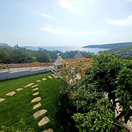 Seafront Villa Sentada Near Trogir, Private Pool, Bbq, Private Parking Vinišće